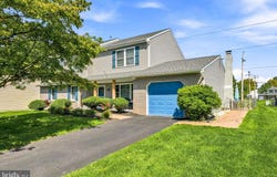 169 BARNSBURY Road, LANGHORNE, PA 19047