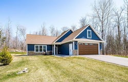 4320 Thielke Cir, Hermantown, MN 55811