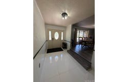 300 S Circle Drive, Hope, AR 71801