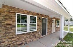 3971 Newhall Drive NW, Hickory, NC 28601