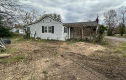 602 E LINCOLN Street, Galatia, IL 62935