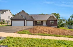 154 SAFFRON BOULEVARD, CENTRE HALL, PA 16828