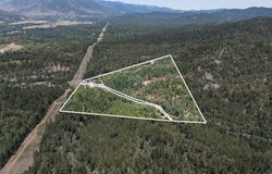 160 HOLTON CREEK RD, Kerby, OR 97531