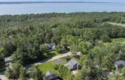 540 W Summit Street, Harbor Springs, MI 49740