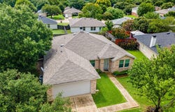 208 Blazing Star Trail, Burleson, TX 76028