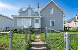 221 E Anson Street, Marshalltown, IA 50158