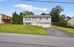 585 CHERRY STREET, LEBANON, PA 17046