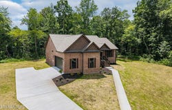 2 Riverchase Drive, Crossville, TN 38555