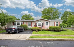 689 MIMOSA COURT, RED HILL, PA 18076