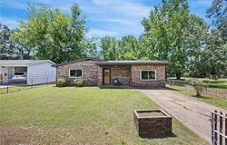 1002 East F Street, Russellville, AR 72801