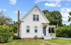 209 Main St, Hanson, MA 02341