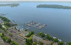 402 E Lake Street, Waconia, MN 55387