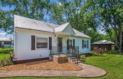107 Vine Street, Ashley, OH 43003