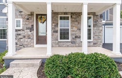 1434 MOLLYS RUN, MECHANICSBURG, PA 17055