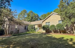 186 James Drive, West End, NC 27376
