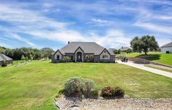 337 Kenyon Court, Granbury, TX 76049