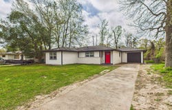 2025 Coronado, Orange, TX 77630