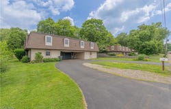 1715 High Street, Louisville, OH 44641