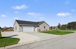 20572 Matthew Drive, Milford, IN 46542