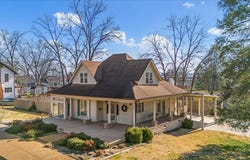 517 Laurel Avenue, South Pittsburg, TN 37380