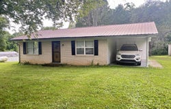1710 South Jackson County High School Rd, McKee, KY 40447