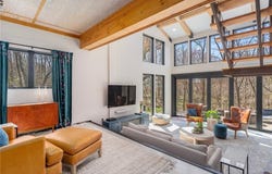 85 Gondola Avenue, Jamestown, RI 02835