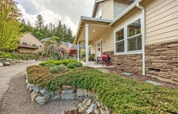 205 Oak Knoll Way, Jacksonville, OR 97530