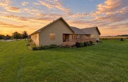 633 HARVEST Drive, BYRON, IL 61010