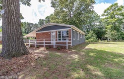 204 Fox Drive, Dudley, NC 28333
