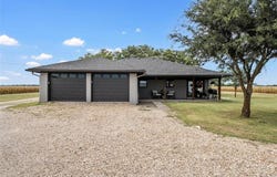 2402 Trlica Road, West, TX 76691