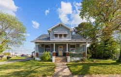 205 W 2nd Street N, Wright City, MO 63390