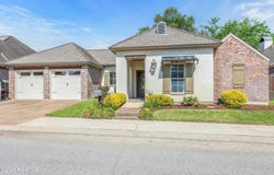 205 Petrus Drive, Broussard, LA 70518