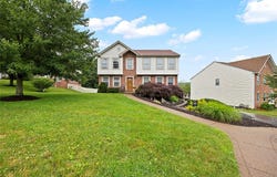 1071 Shawnee Ridge Dr, Cheswick, PA 15024