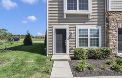 320 Autumn Ridge Circle, Pickerington, OH 43147