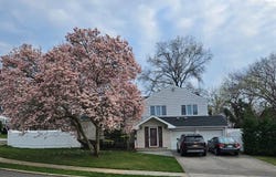 41 Robert Circle, Syosset, NY 11791