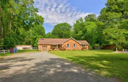 2448 Johnstown Road, Chesapeake, VA 23322