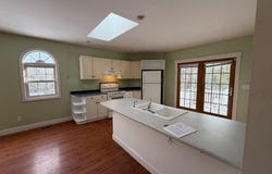 24 Jason Circle, Boothbay, ME 04537
