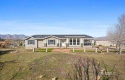 4131 Brooks RD, Weldon, CA 93283