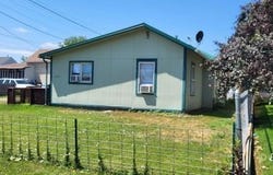 413 N Winchester Ave, Miles City, MT 59301