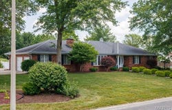 239 N 13th Street, Breese, IL 62230
