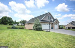 1857 CARRERA DRIVE, CHAMBERSBURG, PA 17202