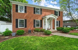 1331 Macarthur Boulevard, Munster, IN 46321