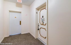 312 EL CONQUISTADOR Pl, Louisville, KY 40220