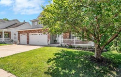 1028 Winter Lake Drive, Fenton, MO 63026