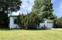 1238 Stampede Ave, Cody, WY 82414