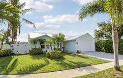 171 Greentree Circle, Jupiter, FL 33458