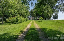 5560 Springs Road, Conover, NC 28613