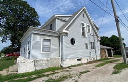 103 E Henry Street, Mount Pleasant, IA 52641
