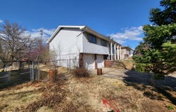 2827 W LARCHMONT Lane, Peoria, IL 61615