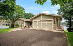 1796 19th Terrace NW, New Brighton, MN 55112